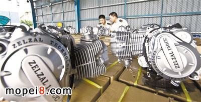 540套侵權(quán)摩托車發(fā)動(dòng)機(jī)及配件出口被查扣