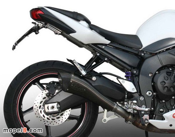 日本街霸Yamaha FZ1排氣升級(jí)