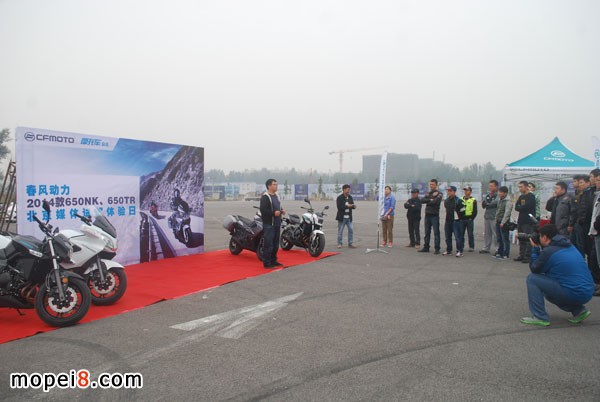 2014款春風(fēng)650NK與650TR北京媒體試駕會(huì)
