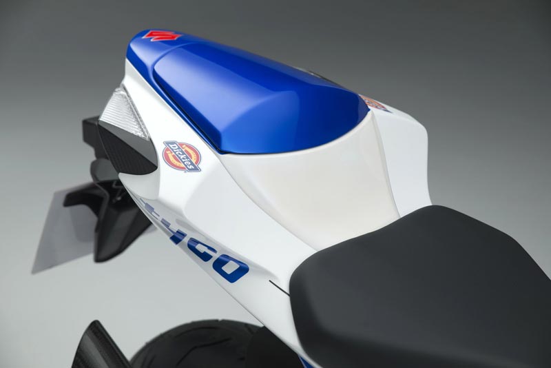 Suzuki發(fā)布GSX-R600 Tyco車隊(duì)圖案復(fù)制版