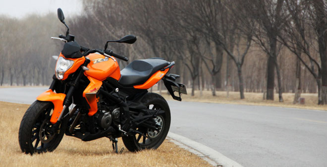 貝納利Benelli 藍寶龍BJ300GS評測