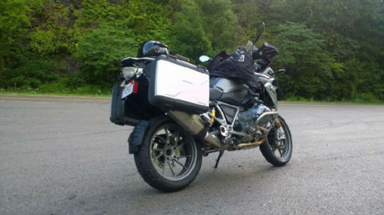 寶馬冒險(xiǎn)車型2014BMW R1200GS摩托車評(píng)測