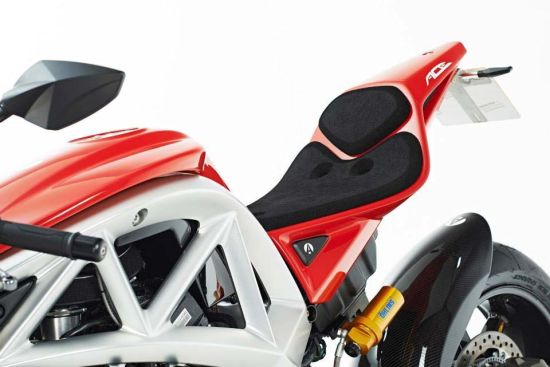 英國(guó)賽車豪門Ariel發(fā)布定制化摩托車ACE