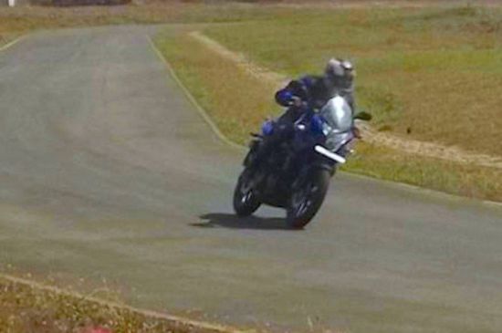 印度Bajaj(巴賈杰)運(yùn)動(dòng)ADV款摩托車(chē)圖片爆出