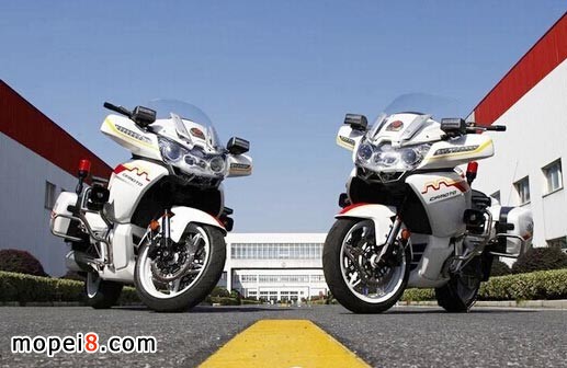 春風(fēng)650G國(guó)賓車摩托車